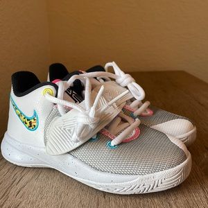 NWOT Kyrie Nike Shoes